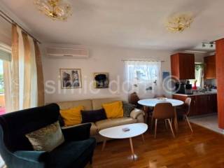 Apartman na moru, Prodaja, Okrug, Okrug Gornji