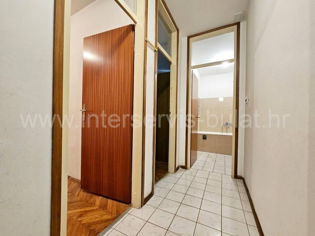 Stan u zgradi, Prodaja, Šibenik, Šibenik