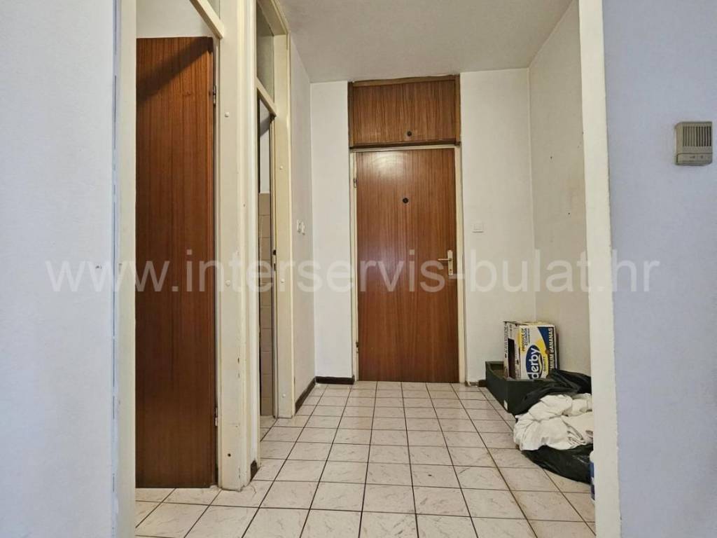 Stan u zgradi, Prodaja, Šibenik, Šibenik