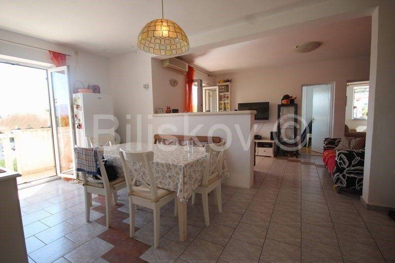 Stan u zgradi, Prodaja, Supetar, Supetar