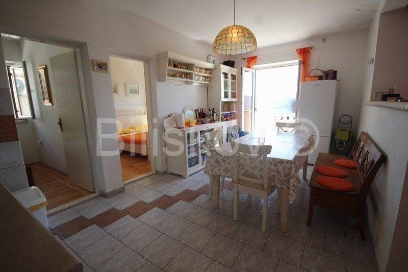 Stan u zgradi, Prodaja, Supetar, Supetar