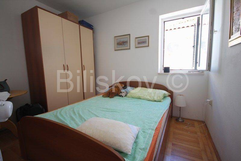 Stan u zgradi, Prodaja, Supetar, Supetar