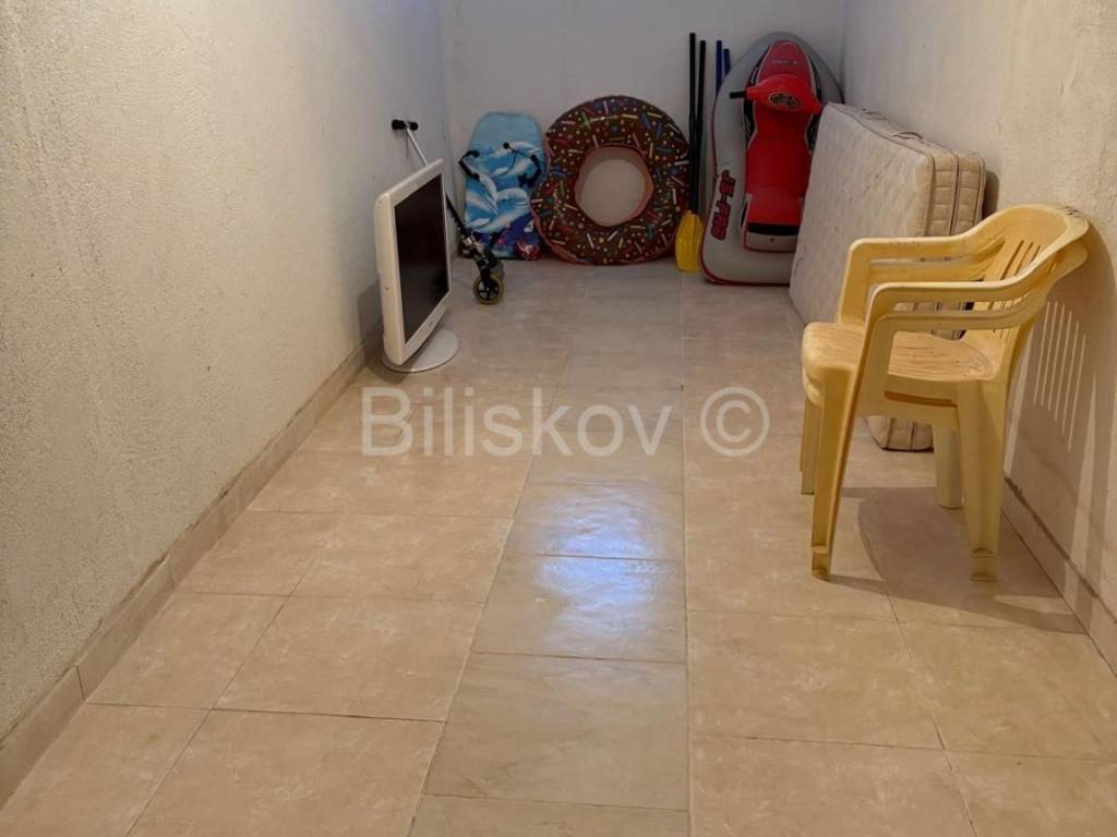 Stan u zgradi, Prodaja, Supetar, Supetar