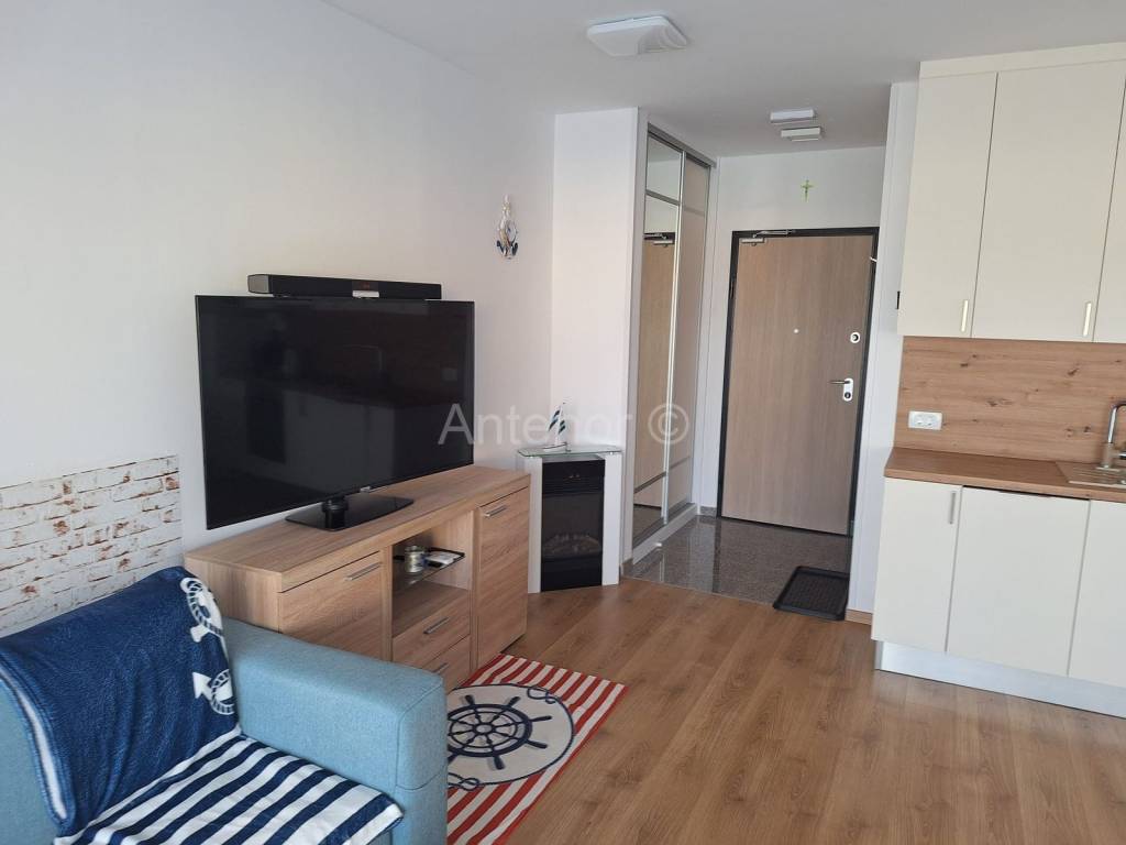 Apartman na moru, Prodaja, Vrsi, Zukve