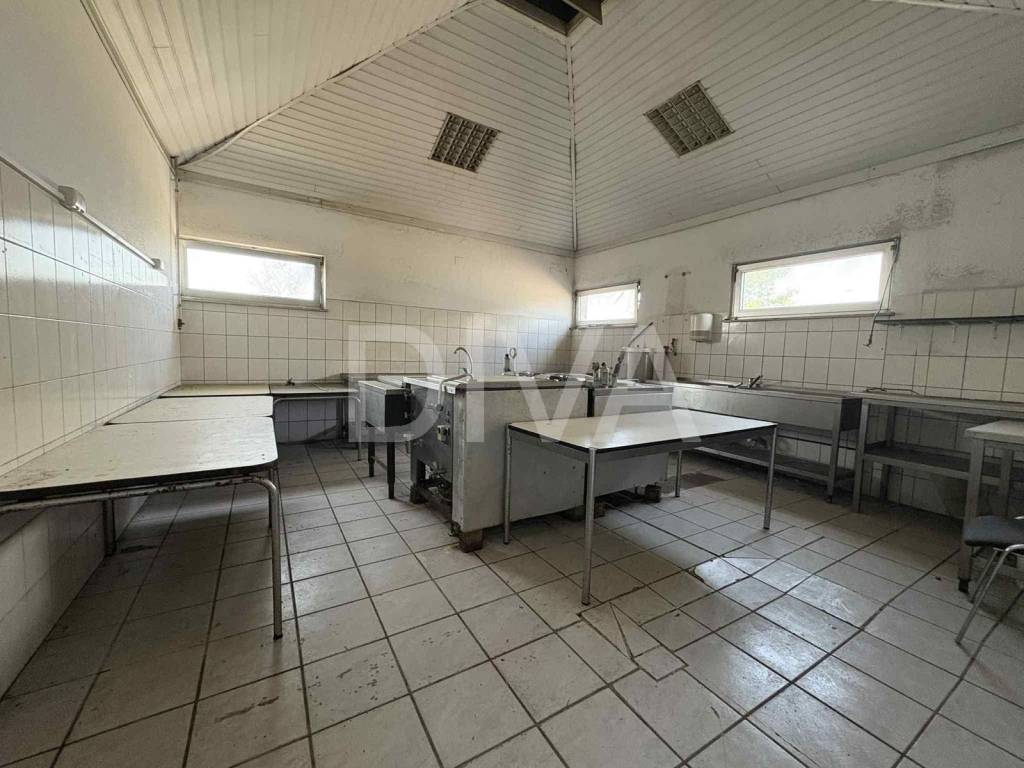 Ugostiteljsko-turistički objekt, Prodaja, Sibinj, Slobodnica