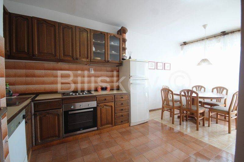 Stan u zgradi, Prodaja, Split, Split