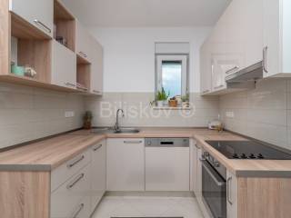 Stan u zgradi, Prodaja, Trogir, Čiovo