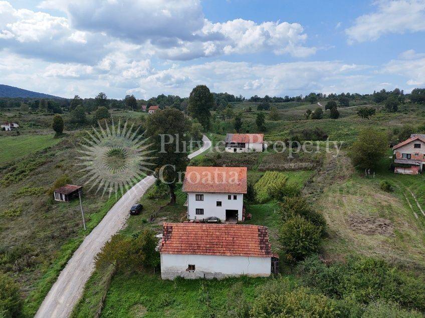 Obiteljska kuća, Prodaja, Slunj, Bandino Selo