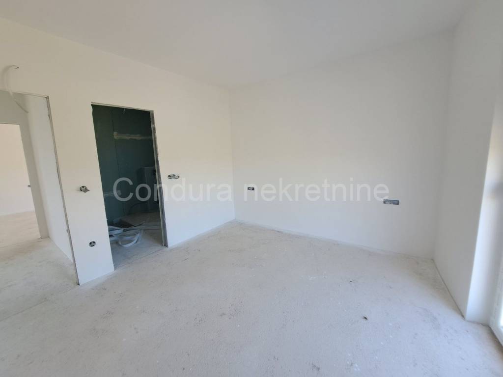Apartman na moru, Prodaja, Privlaka, Privlaka