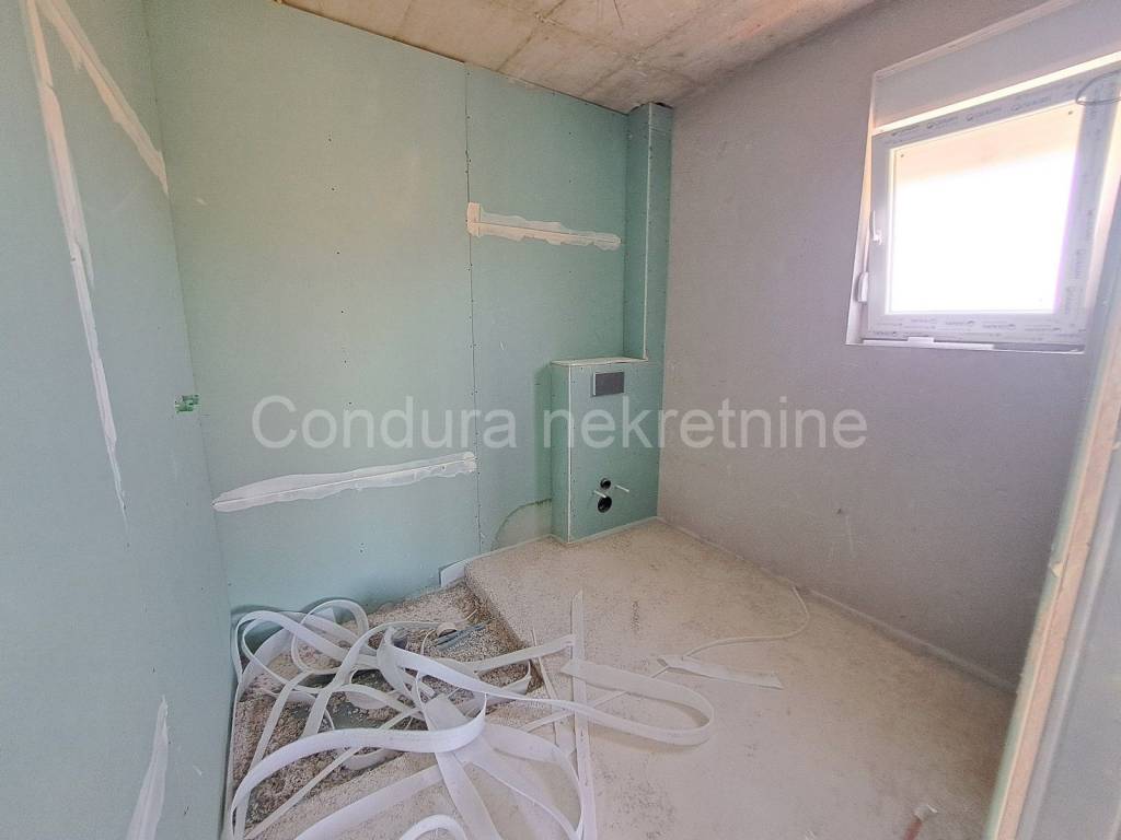 Apartman na moru, Prodaja, Privlaka, Privlaka