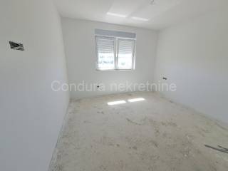 Apartman na moru, Prodaja, Privlaka, Privlaka