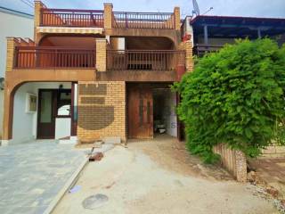 Apartmanska kuca, Prodaja, Slivno, Komarna