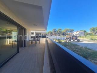 Apartman na moru, Prodaja, Vir, Vir