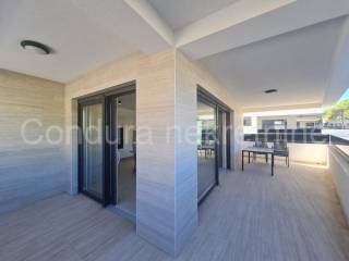 Apartman na moru, Prodaja, Vir, Vir