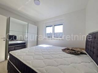 Apartman na moru, Prodaja, Vir, Vir