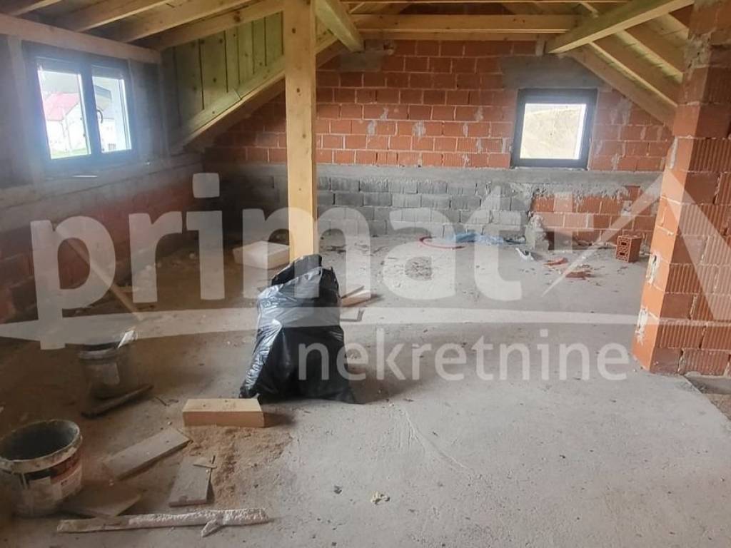 Obiteljska kuća, Prodaja, Plaški, Plaški
