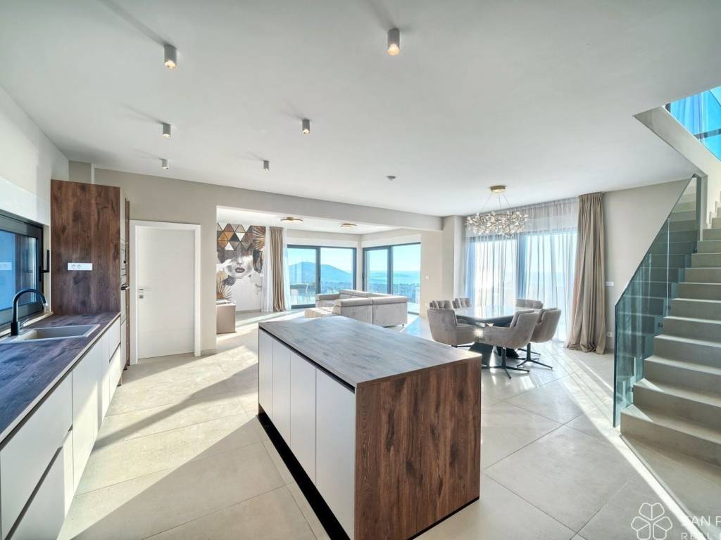 Luksuzna kuća, Prodaja, Primošten, Primošten