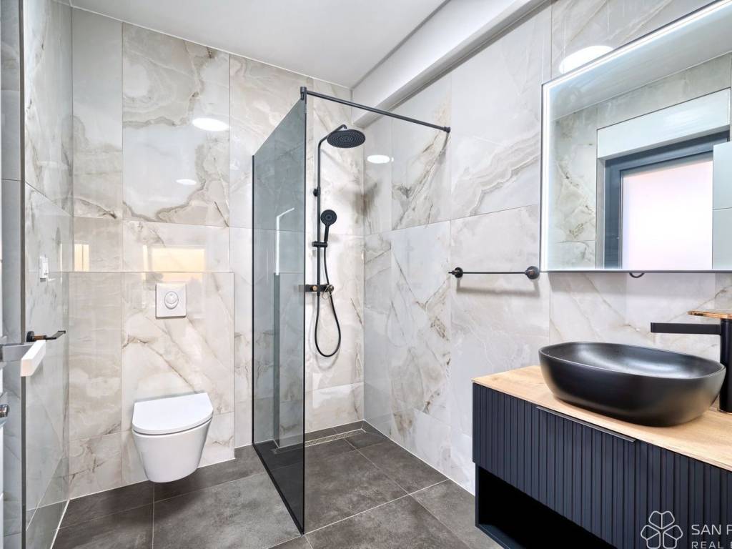 Luksuzna kuća, Prodaja, Primošten, Primošten