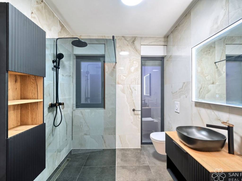 Luksuzna kuća, Prodaja, Primošten, Primošten