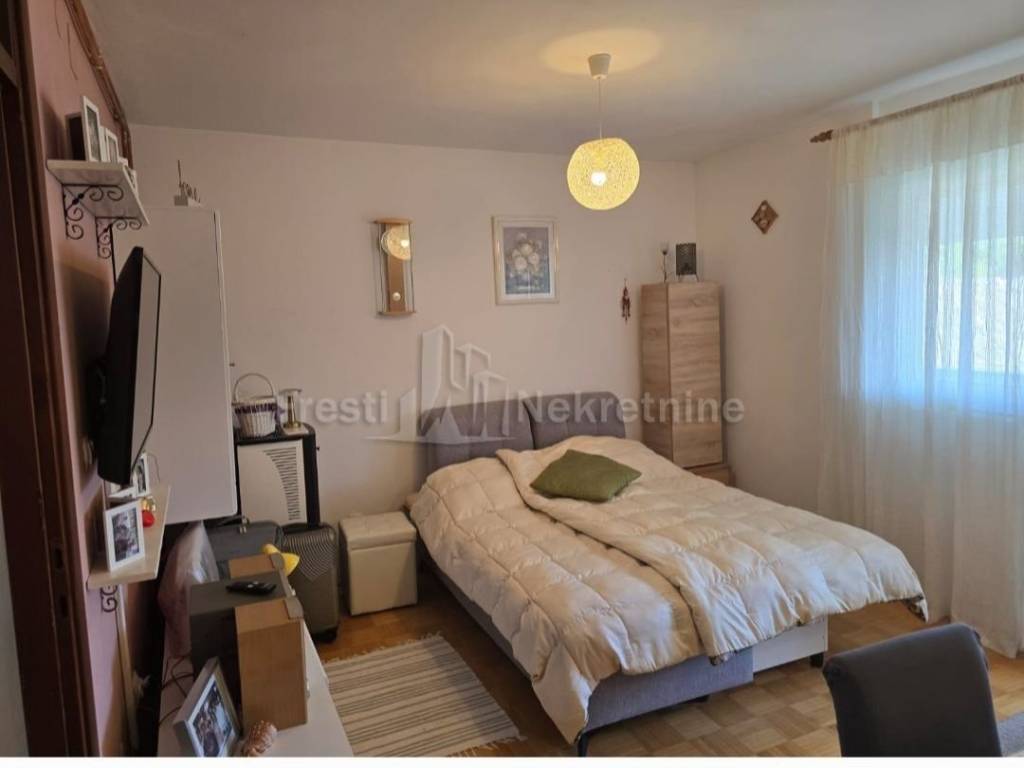 Stan u zgradi, Prodaja, Gospić, Centar