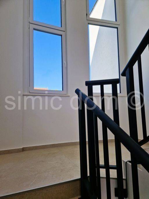 Apartman na moru, Prodaja, Murter, Murter