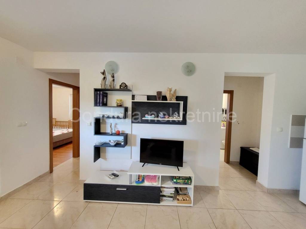 Apartman na moru, Prodaja, Nin, Nin