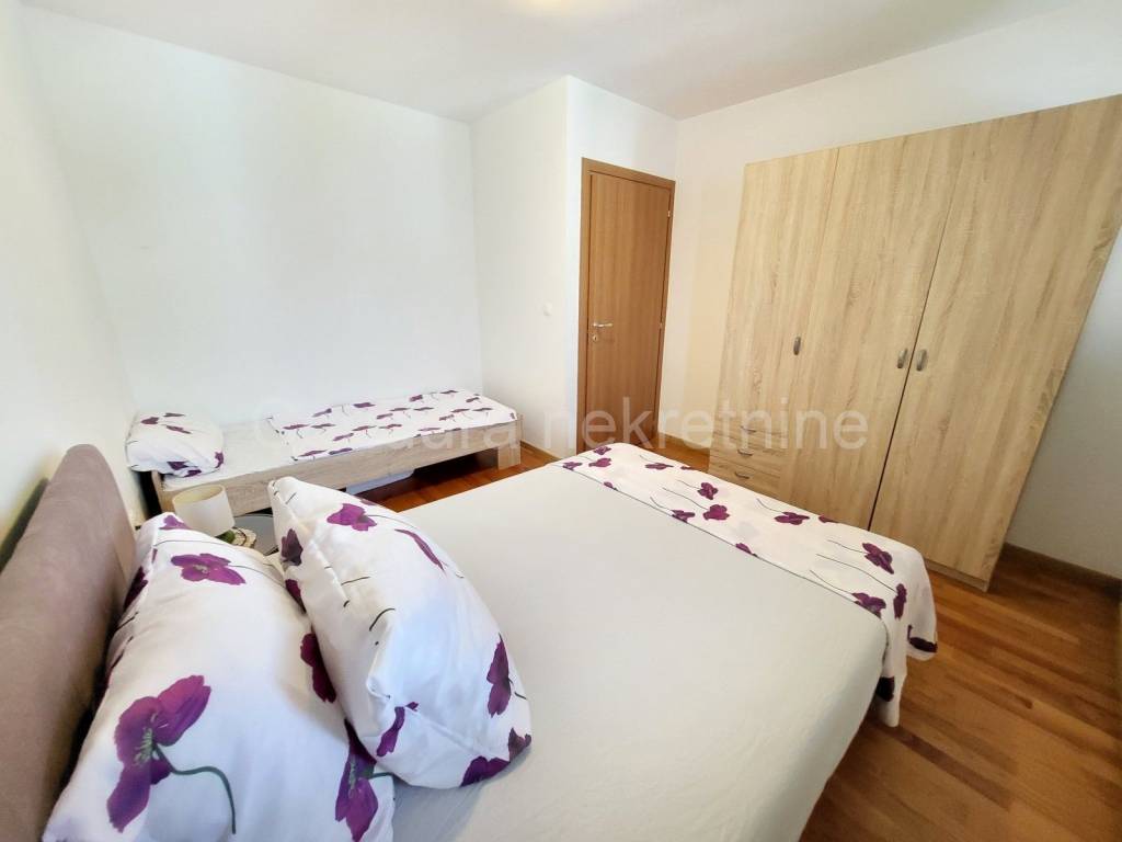 Apartman na moru, Prodaja, Nin, Nin