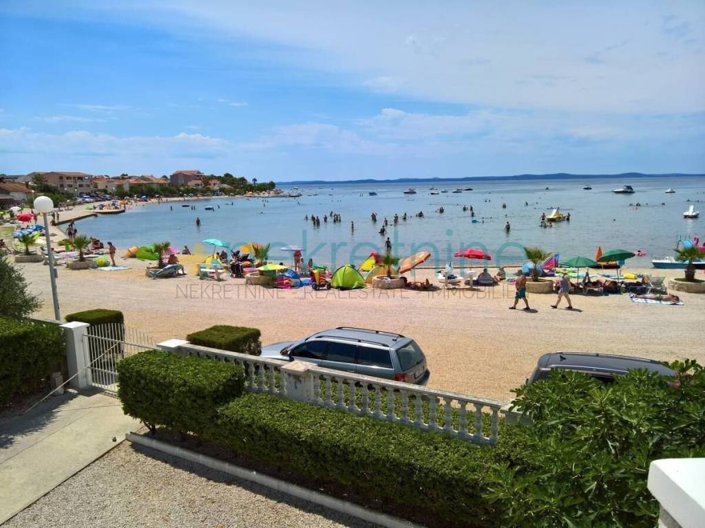 Apartmanska kuća, Prodaja, Vir, Vir