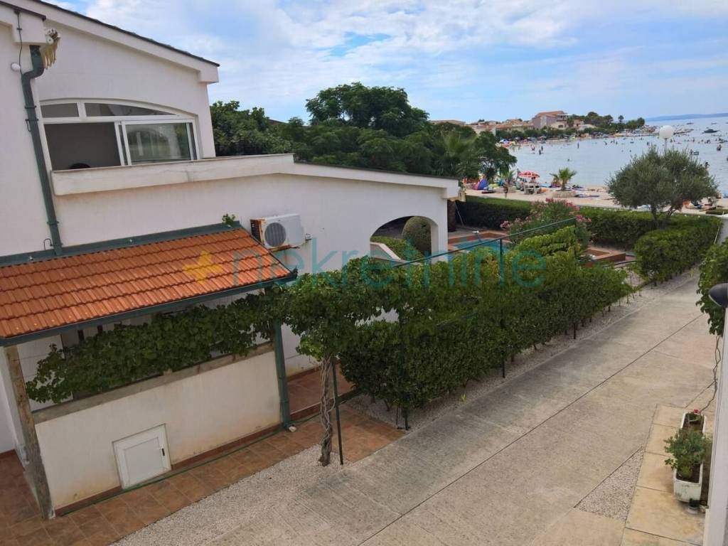 Apartmanska kuća, Prodaja, Vir, Vir