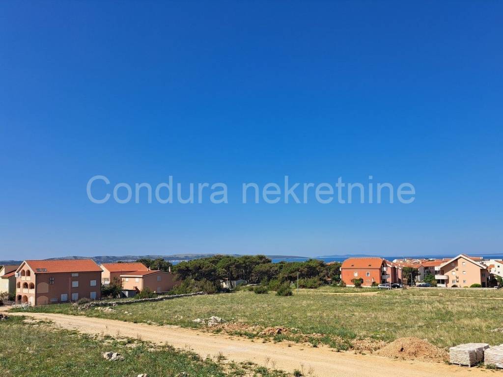 Apartman na moru, Prodaja, Povljana, Povljana