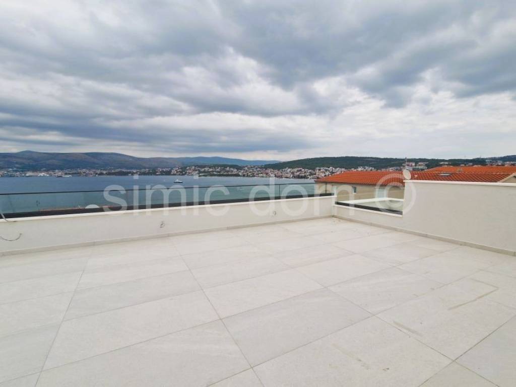 Apartman na moru, Prodaja, Okrug, Okrug Gornji