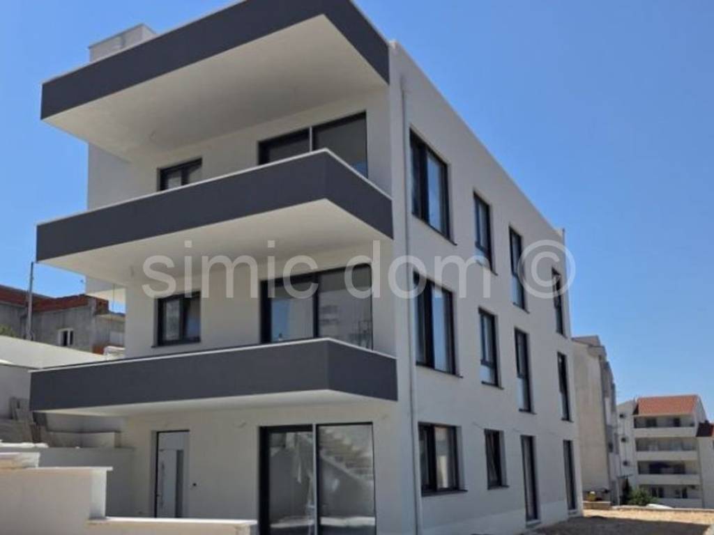 Apartman na moru, Prodaja, Okrug, Okrug Gornji