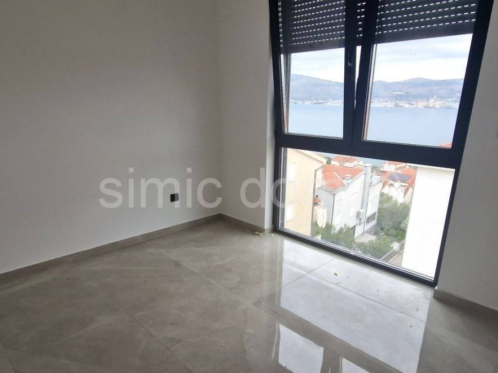 Apartman na moru, Prodaja, Okrug, Okrug Gornji