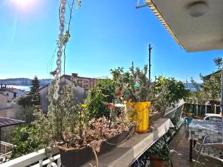 Samostojeća kuća, Prodaja, Okrug, Okrug Gornji