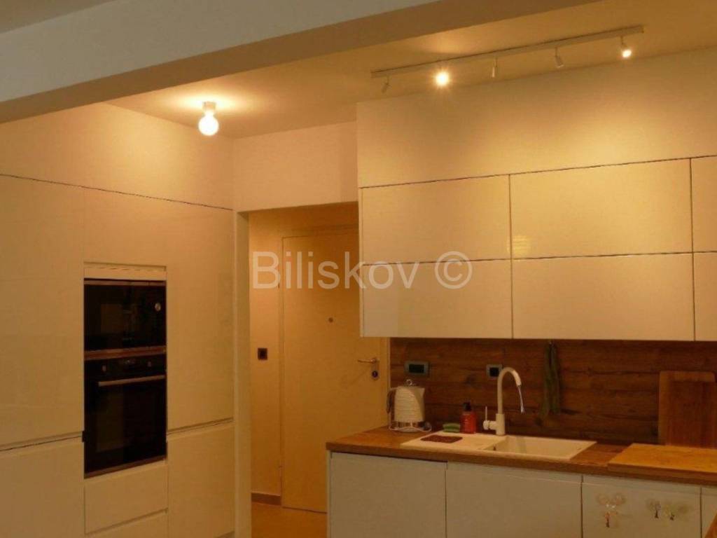 Stan u zgradi, Najam, Podstrana, Podstrana