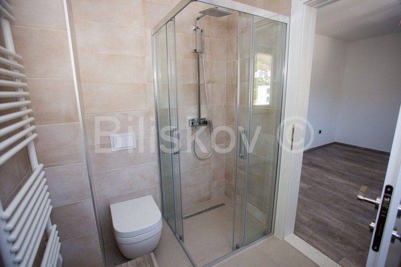 Stan u zgradi, Najam, Podstrana, Podstrana