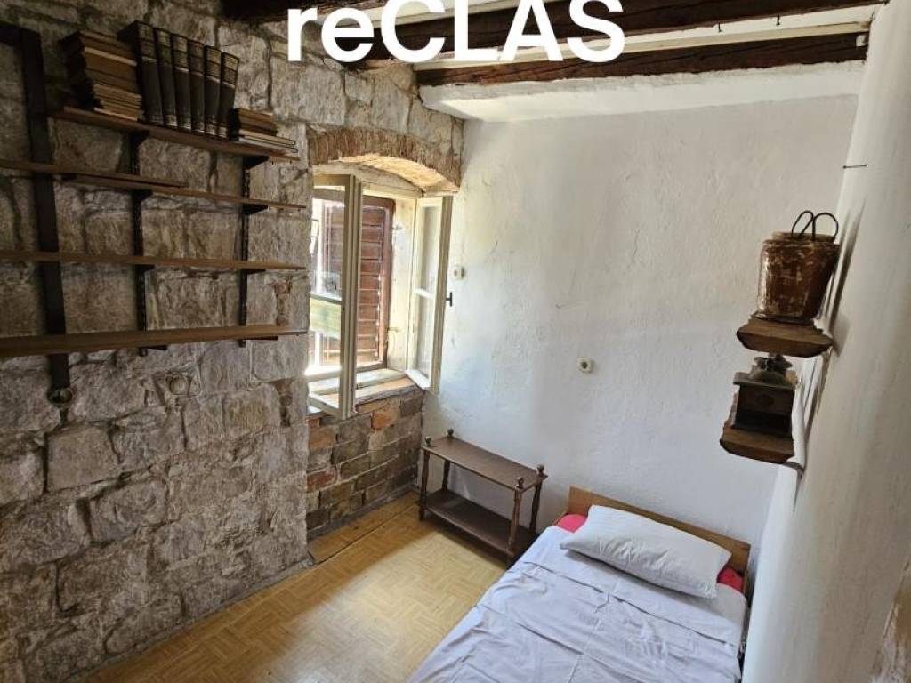 Kastela, Kastel Stari