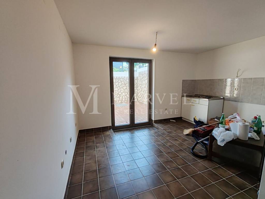 Apartman s okućnicom, Prodaja, Omišalj, Njivice
