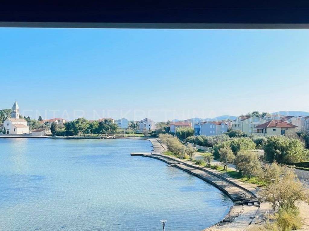 Stan u urbanoj vili, Prodaja, Pašman, Pašman