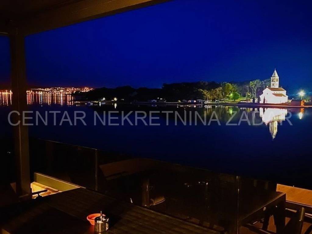 Stan u urbanoj vili, Prodaja, Pašman, Pašman