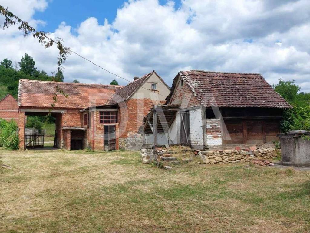 Podcrkavlje, Gornji Slatinik