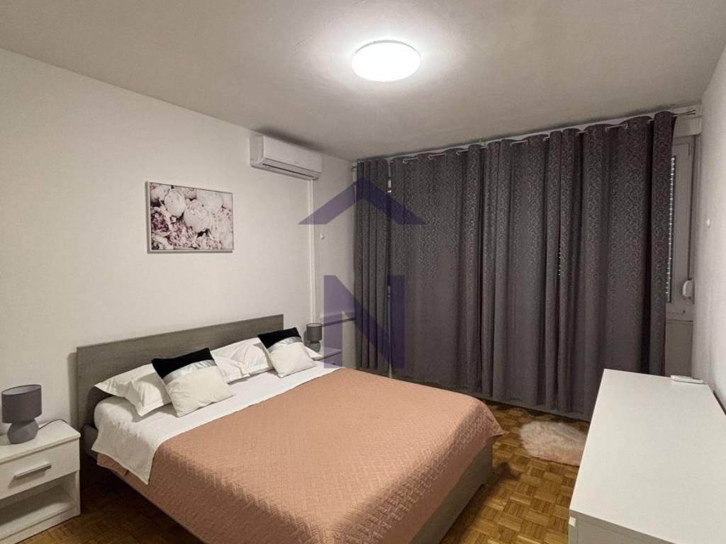 Stan u zgradi, Najam, Zadar, Zadar