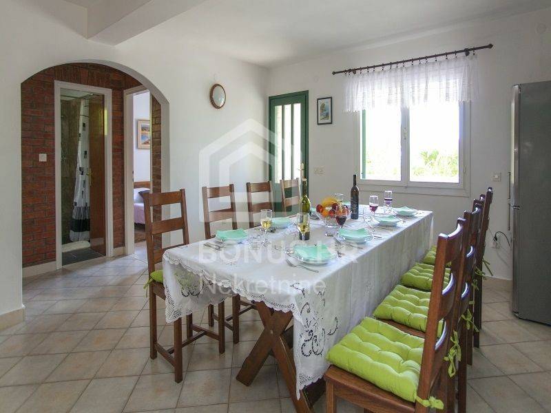 Vila, Prodaja, Blato, Potirna