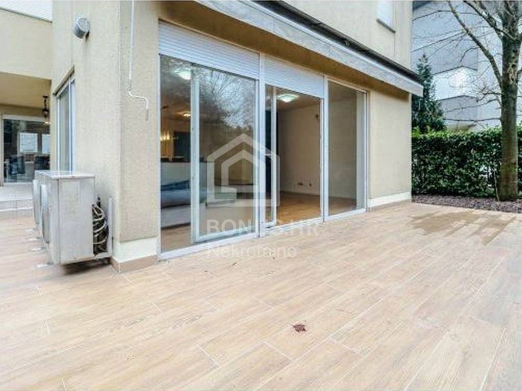 Samostojeća kuća, Najam, Sveta Nedelja, Strmec