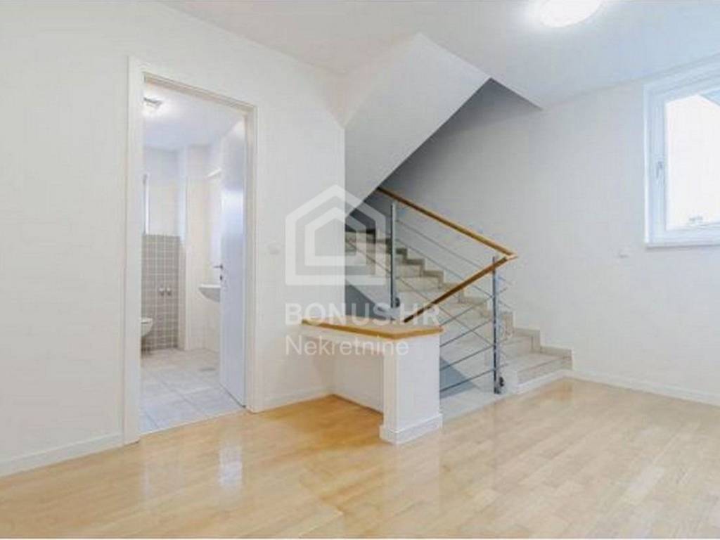 Samostojeća kuća, Najam, Sveta Nedelja, Strmec