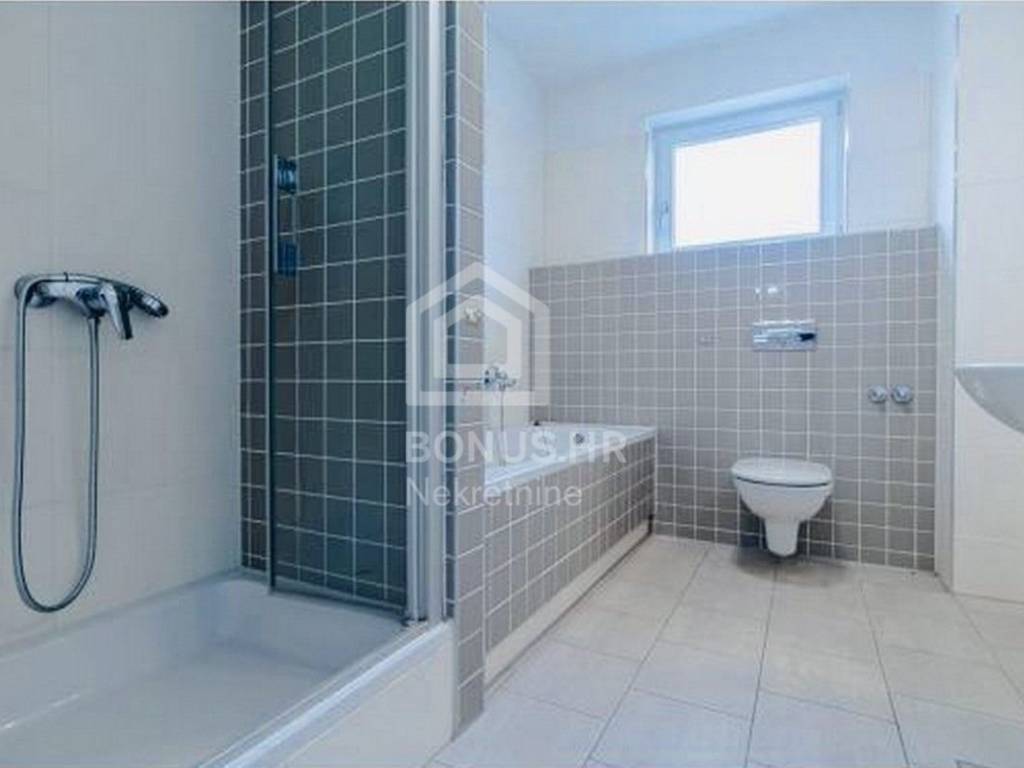 Samostojeća kuća, Najam, Sveta Nedelja, Strmec