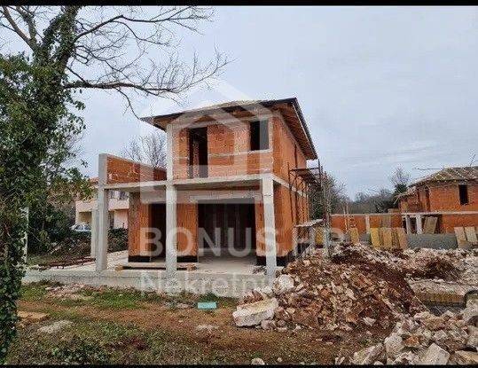 Vila, Prodaja, Svetvinčenat, Juršići