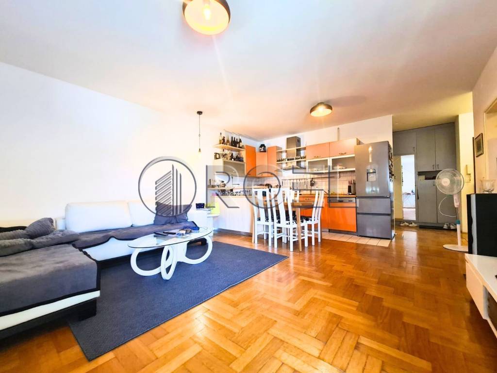 Stan u zgradi, Prodaja, Zagreb, Stenjevec