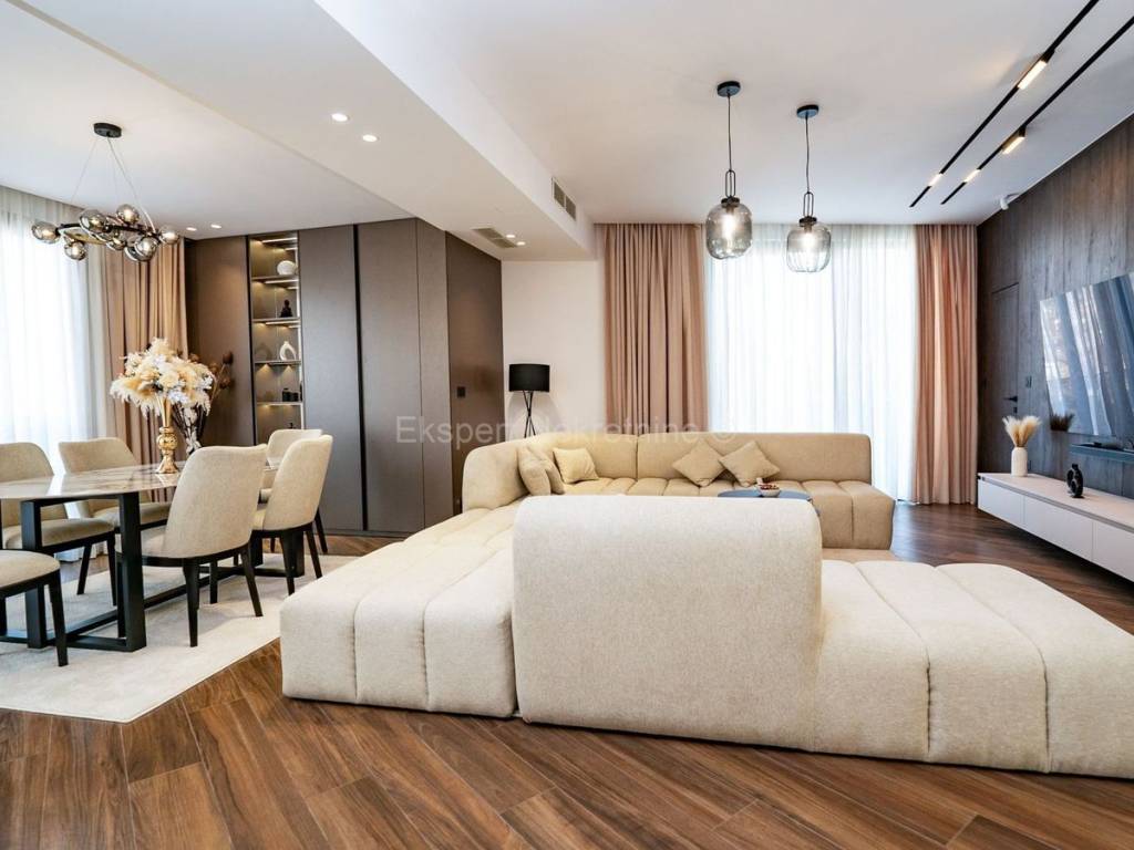 Luksuzna vila, Prodaja, Trogir, Trogir