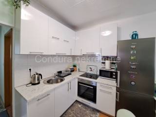 Apartman na moru, Prodaja, Vrsi, Zukve